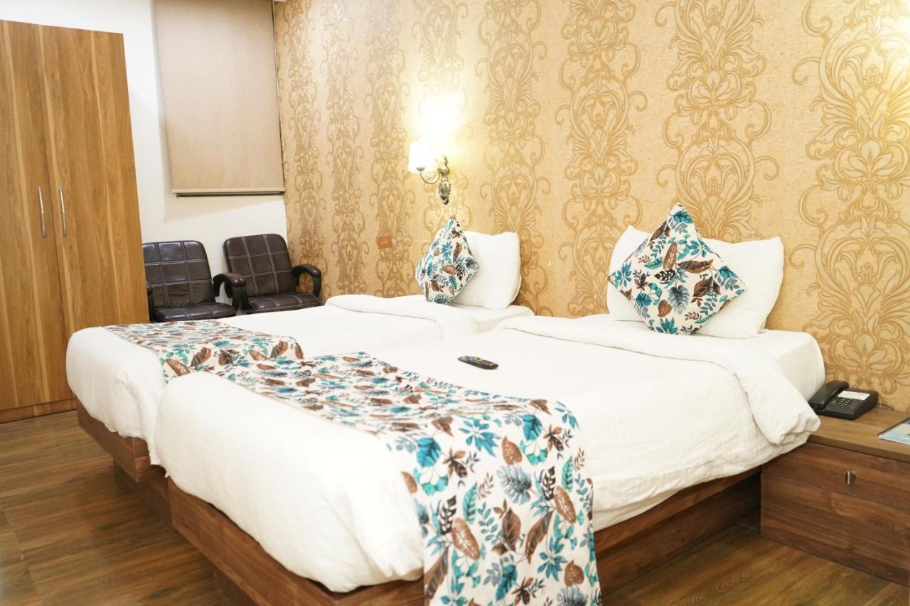 The Dwelling Paradise Ξενοδοχείο Greater Noida Εξωτερικό φωτογραφία