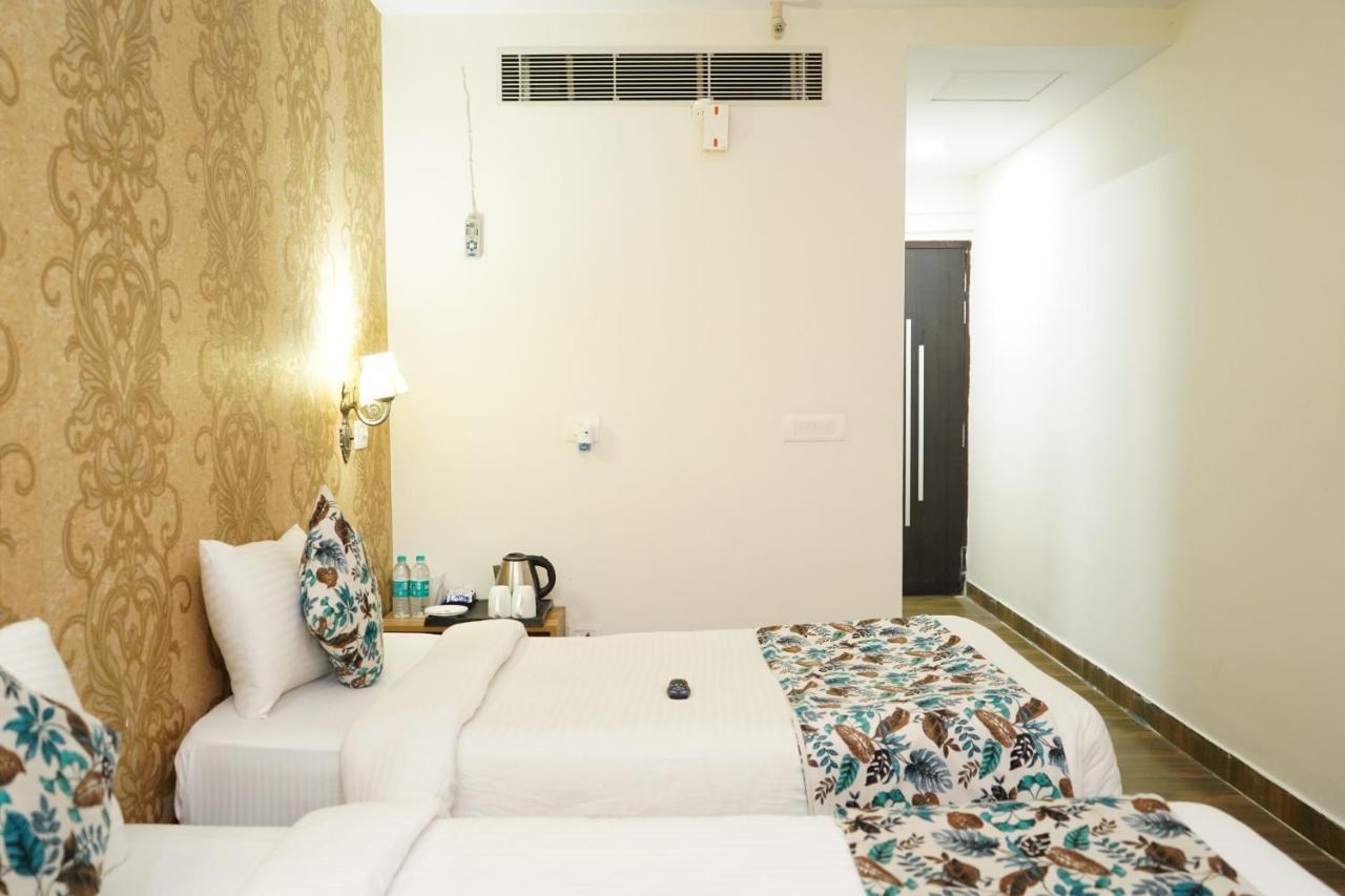 The Dwelling Paradise Ξενοδοχείο Greater Noida Εξωτερικό φωτογραφία
