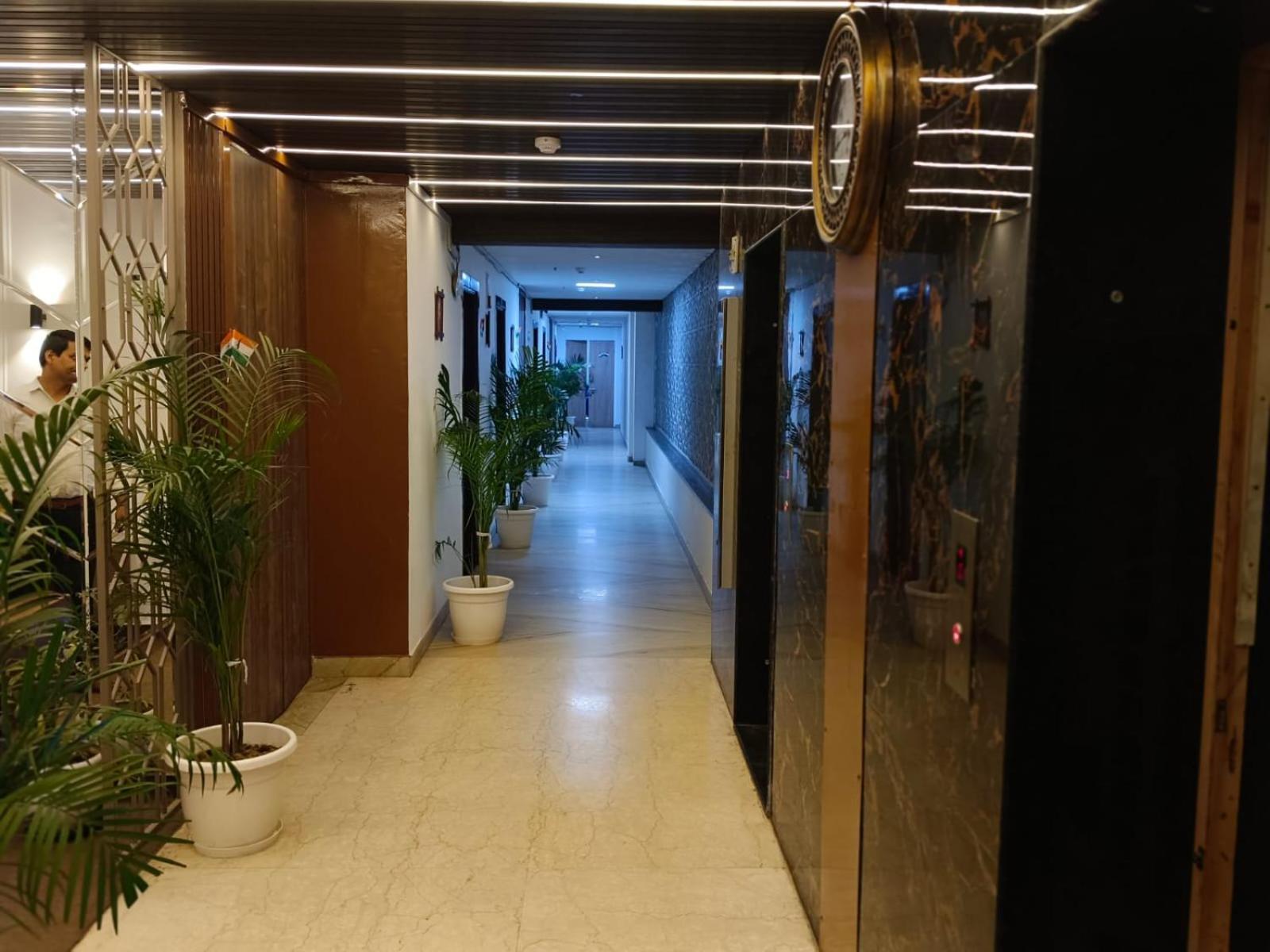 The Dwelling Paradise Ξενοδοχείο Greater Noida Εξωτερικό φωτογραφία